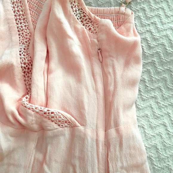 Heartloom light pastel pink v-neck surplice mini dress M, spring - Picture 9 of 10